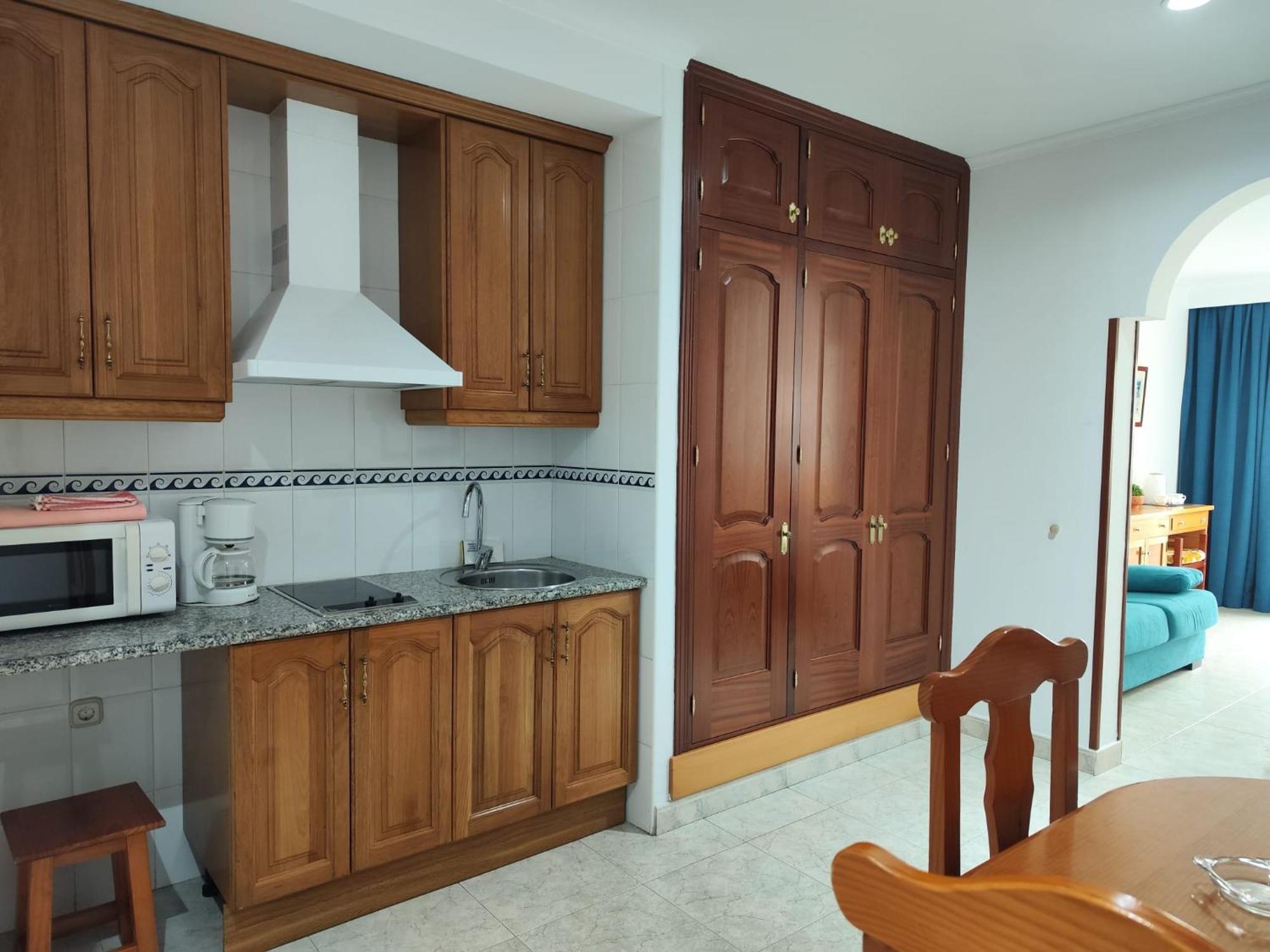 Apartamentos Leonor Carihuela Torremolinos Extérieur photo
