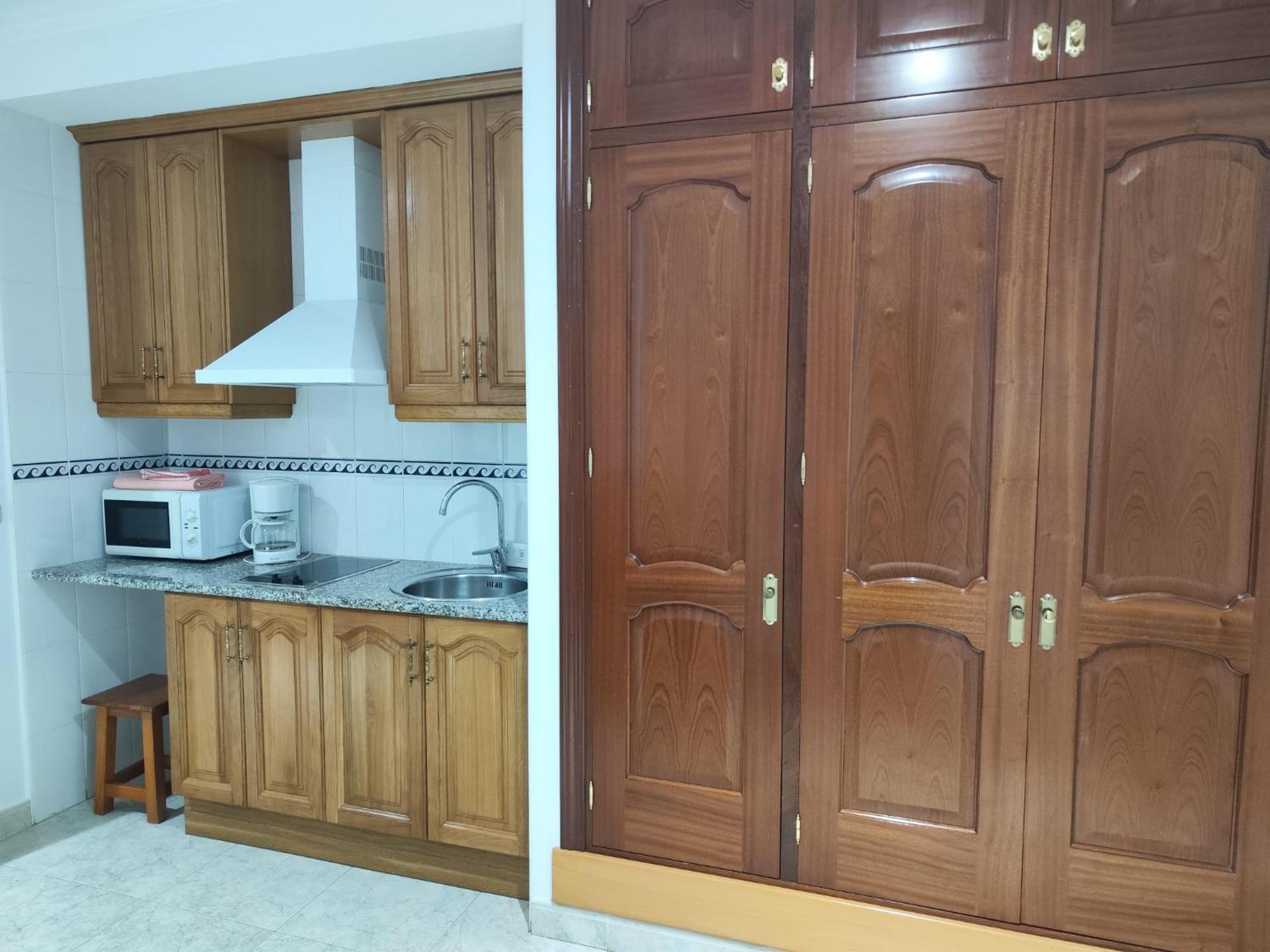 Apartamentos Leonor Carihuela Torremolinos Extérieur photo