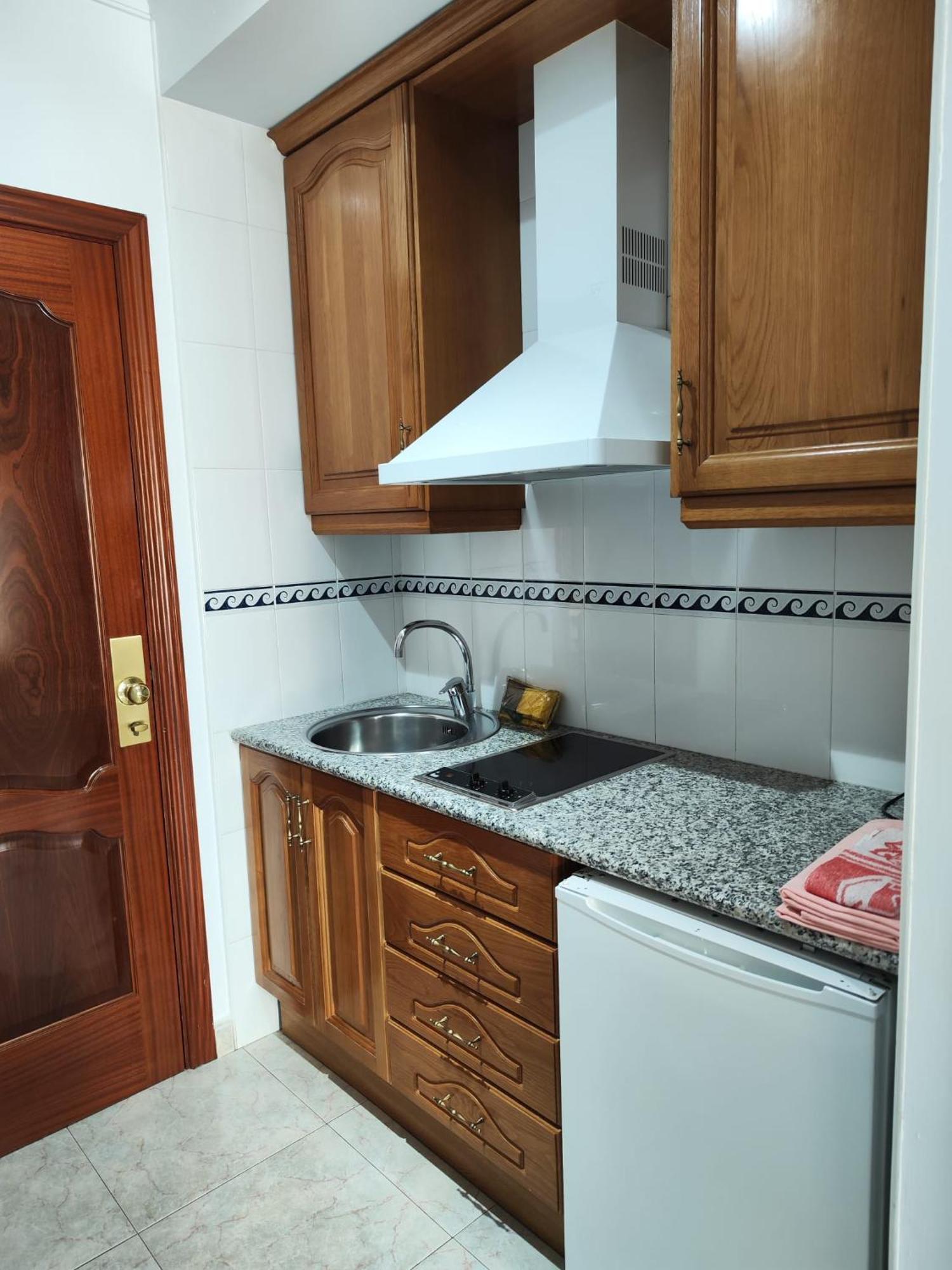 Apartamentos Leonor Carihuela Torremolinos Extérieur photo
