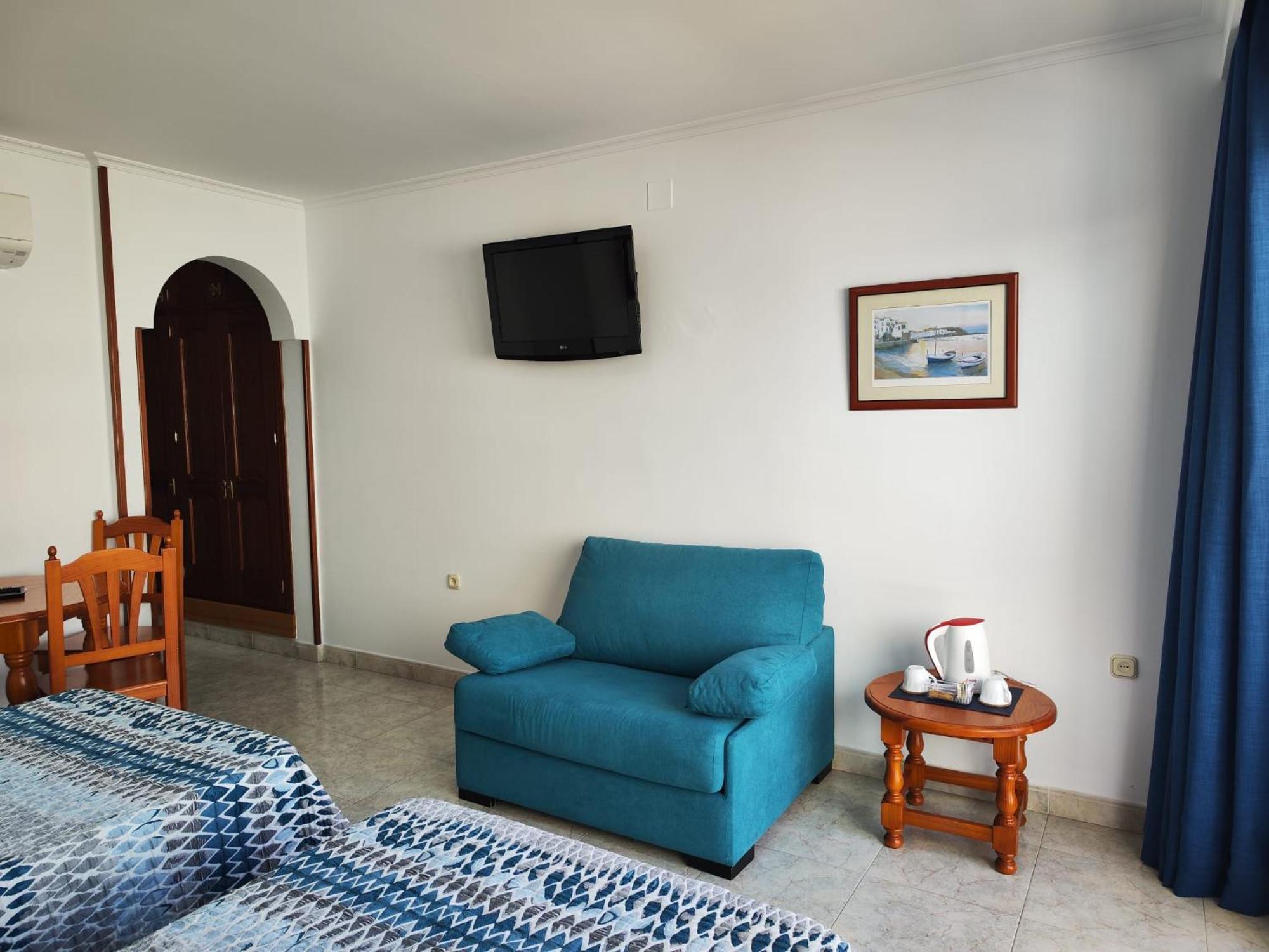 Apartamentos Leonor Carihuela Torremolinos Chambre photo